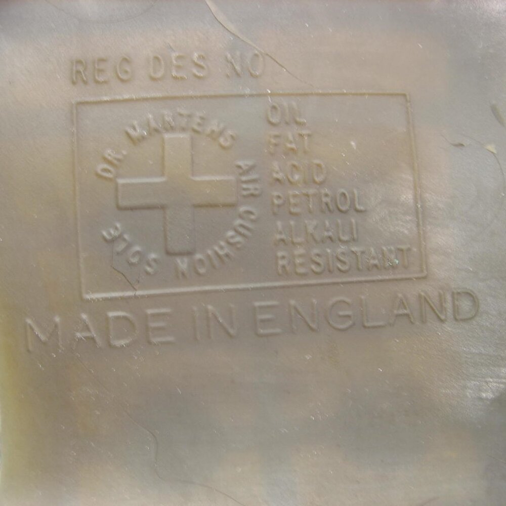 Dr. Martens Vintage Black Leather  Derby Oxford 8309 England Women’s UK 6  US 8 - Picture 13 of 13